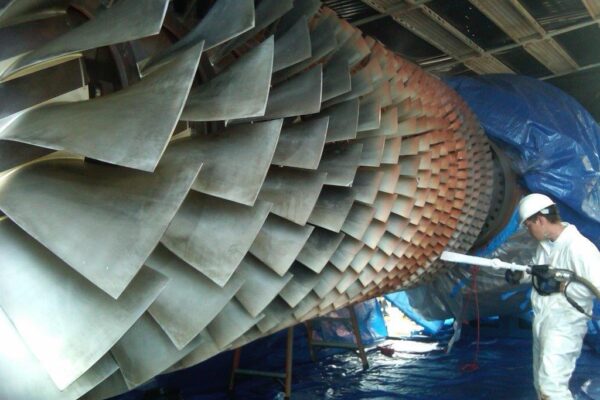 Met een droogijs machine reinigen